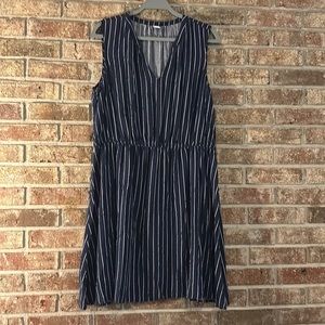 Navy & White Stripe V-neck Sleeveless Dress
